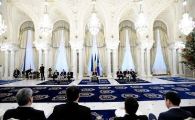 Băsescu a semnat decretul privind nominalizarea lui Ponta drept premier